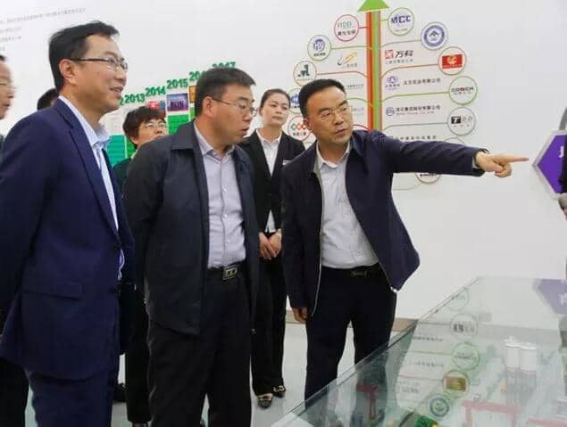 區(qū)委常委、區(qū)紀(jì)委書記、區(qū)監(jiān)委主任王慶峰調(diào)研天意機(jī)械