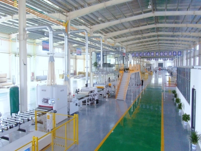 外墻保溫裝飾一體化系統(tǒng)生產(chǎn)線：高效節(jié)能、智能環(huán)保的建筑生產(chǎn)利器